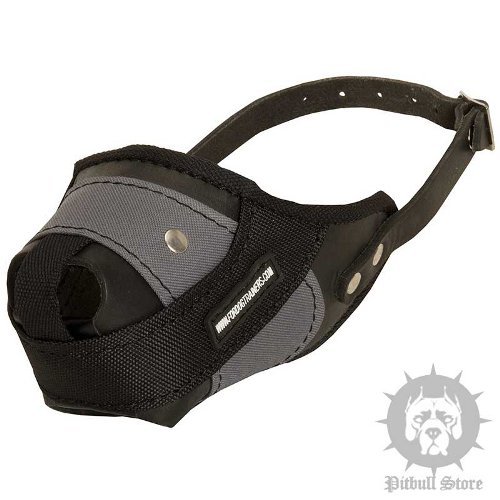 Dog Muzzle of Leather & Nylon for Pitbull Training and Walking